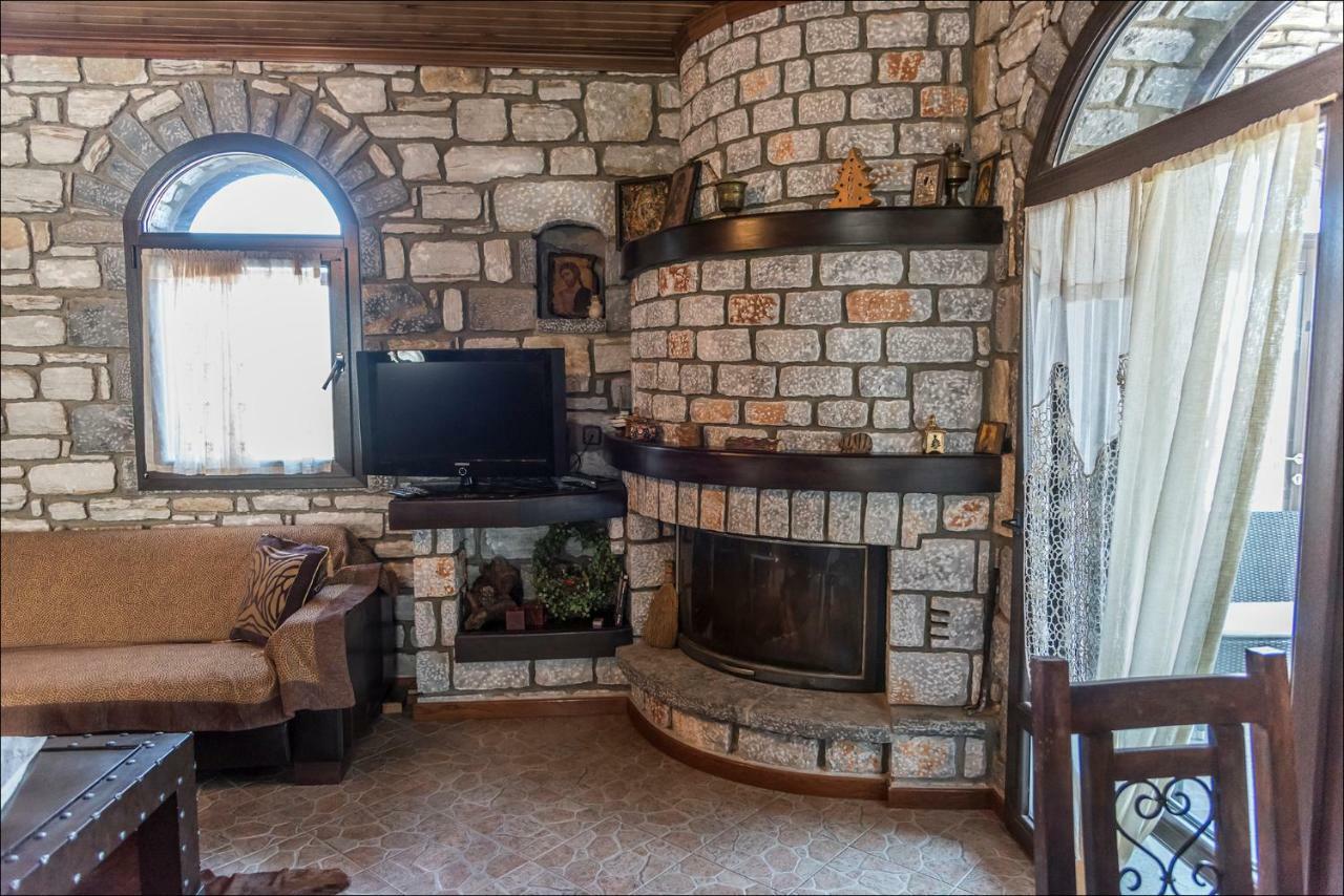 米斯特拉斯Stone Mansion Anavryti, Αμα 20569别墅 外观 照片