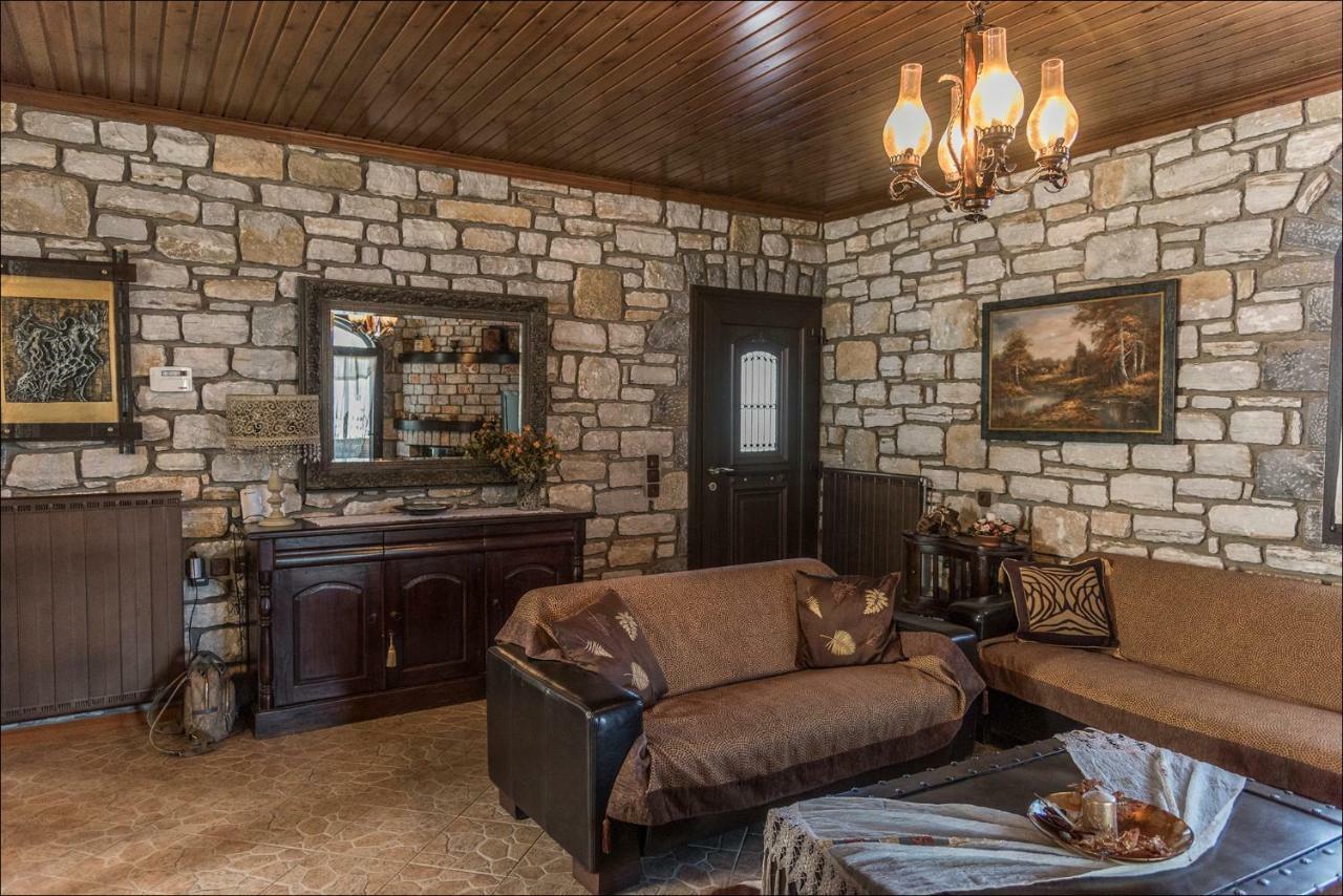米斯特拉斯Stone Mansion Anavryti, Αμα 20569别墅 外观 照片